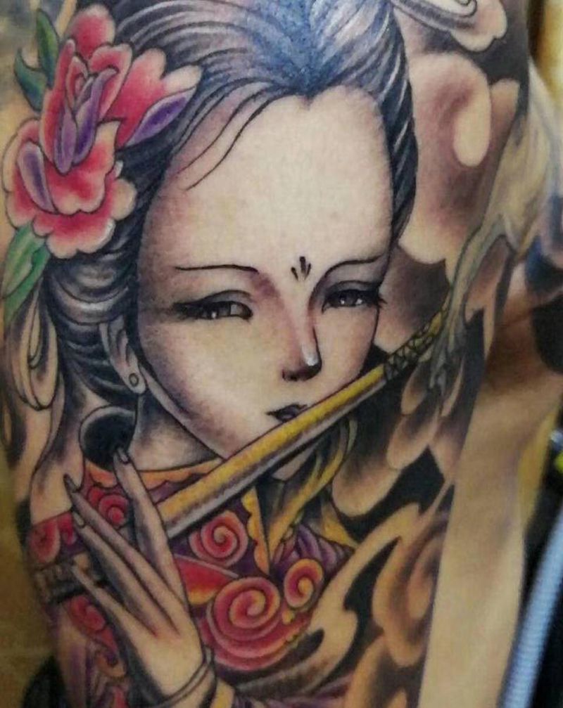 艺妓纹身图片_肩部胸部新传统纹身图案