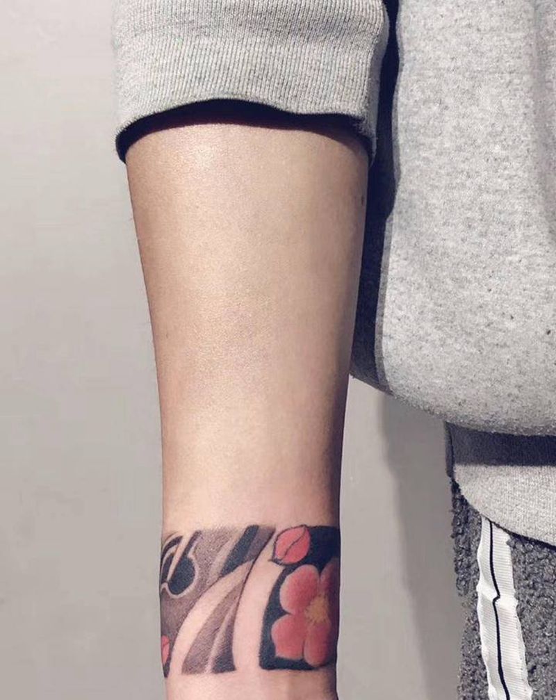 手环完成纹身图片_手臂新传统纹身图案