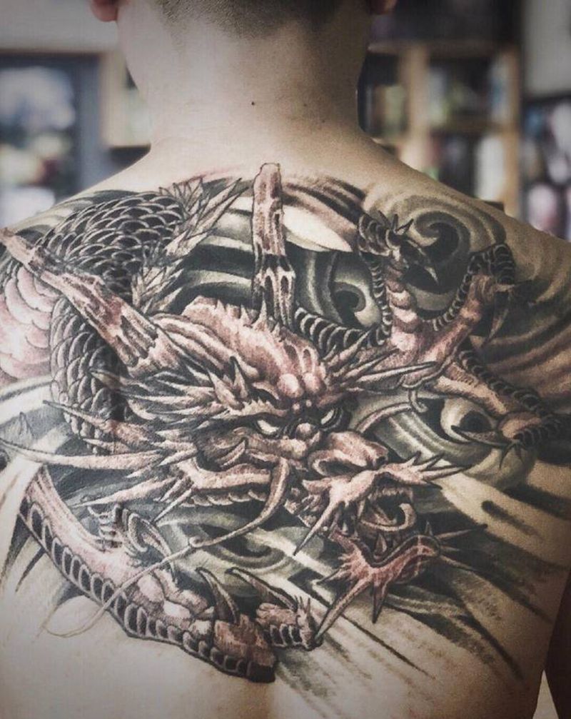 湘西瞳画刺青纹身图片_背部纹身图案