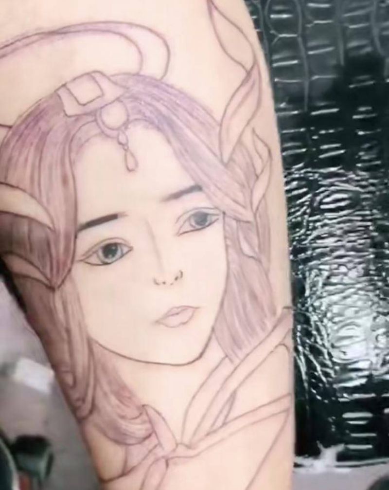 手臂图完成纹身图片_手臂新传统纹身图案