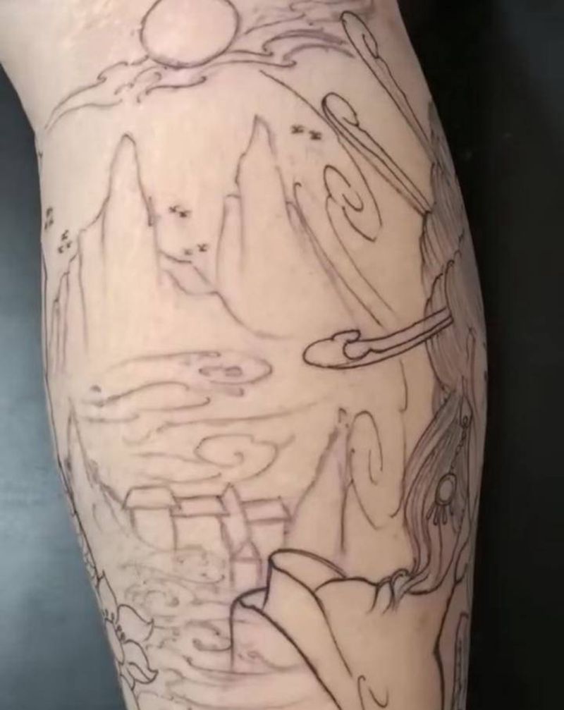 包小腿纹身图片_腿部新传统纹身图案