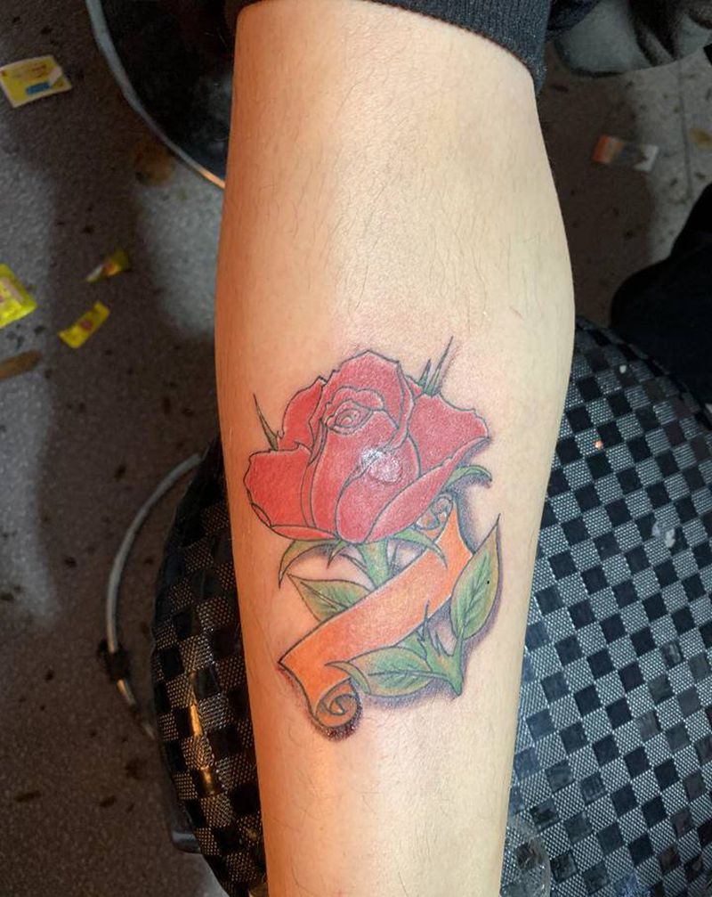 疤痕遮盖纹身图片_腿部Old School纹身图案