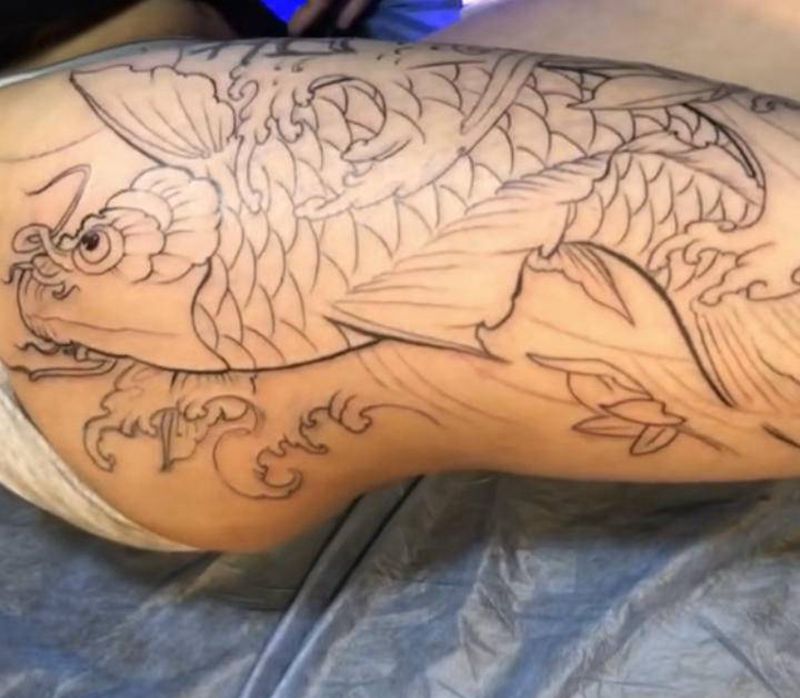 花腿纹身图片_腿部新传统纹身图案