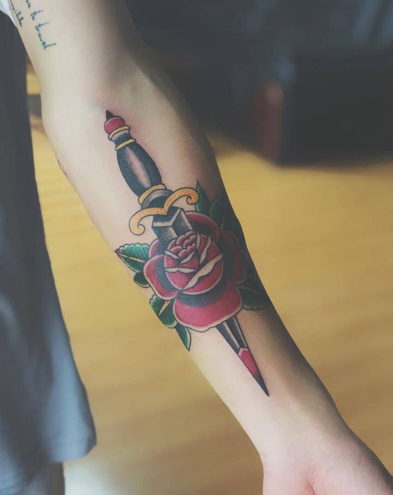 湘西瞳画刺青纹身图片_手部Old School纹身图案