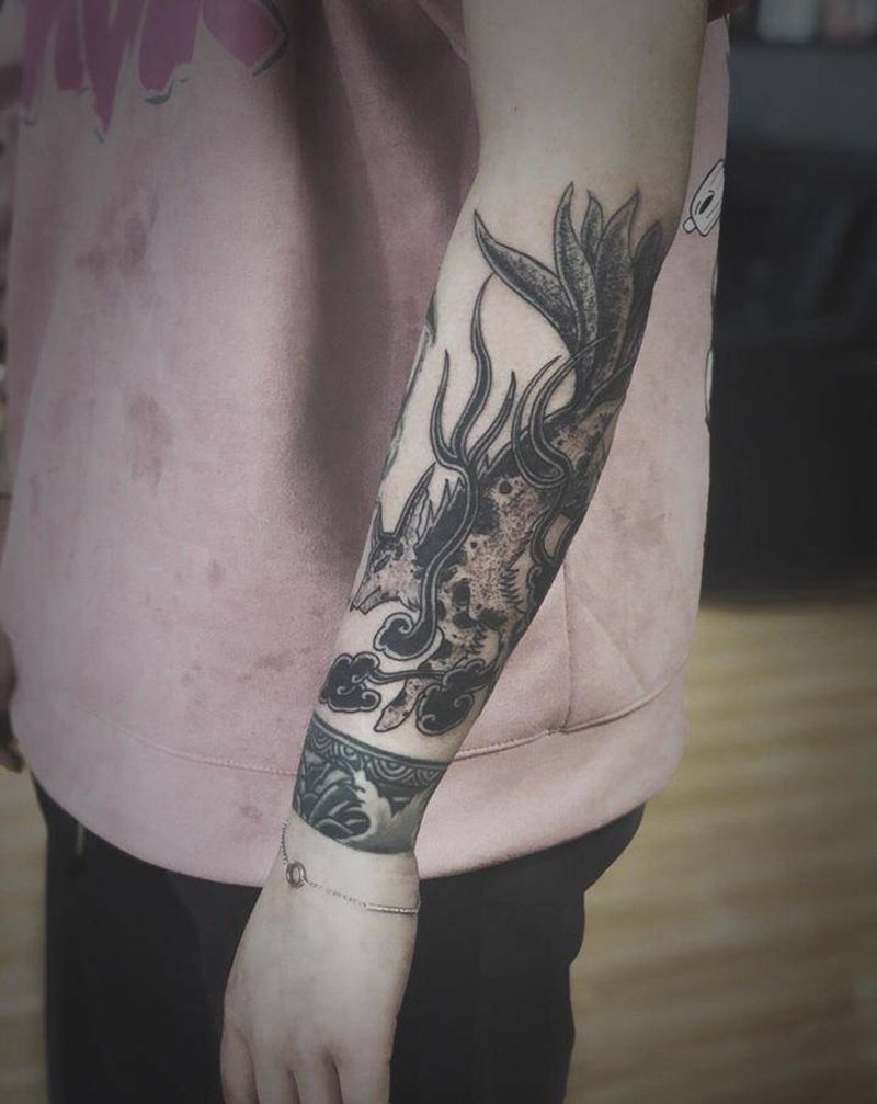 湘西瞳画纹身图片_手部手臂纹身图案