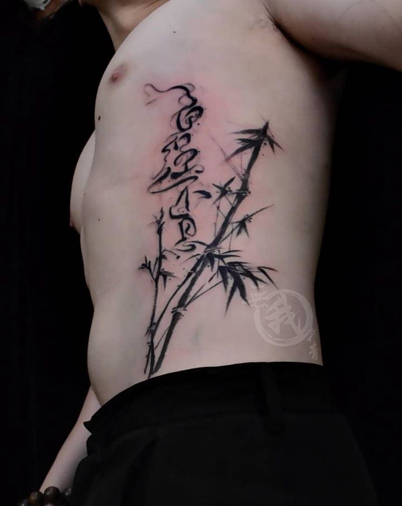竹子纹身图片_腰部腹部新传统水墨纹身图案