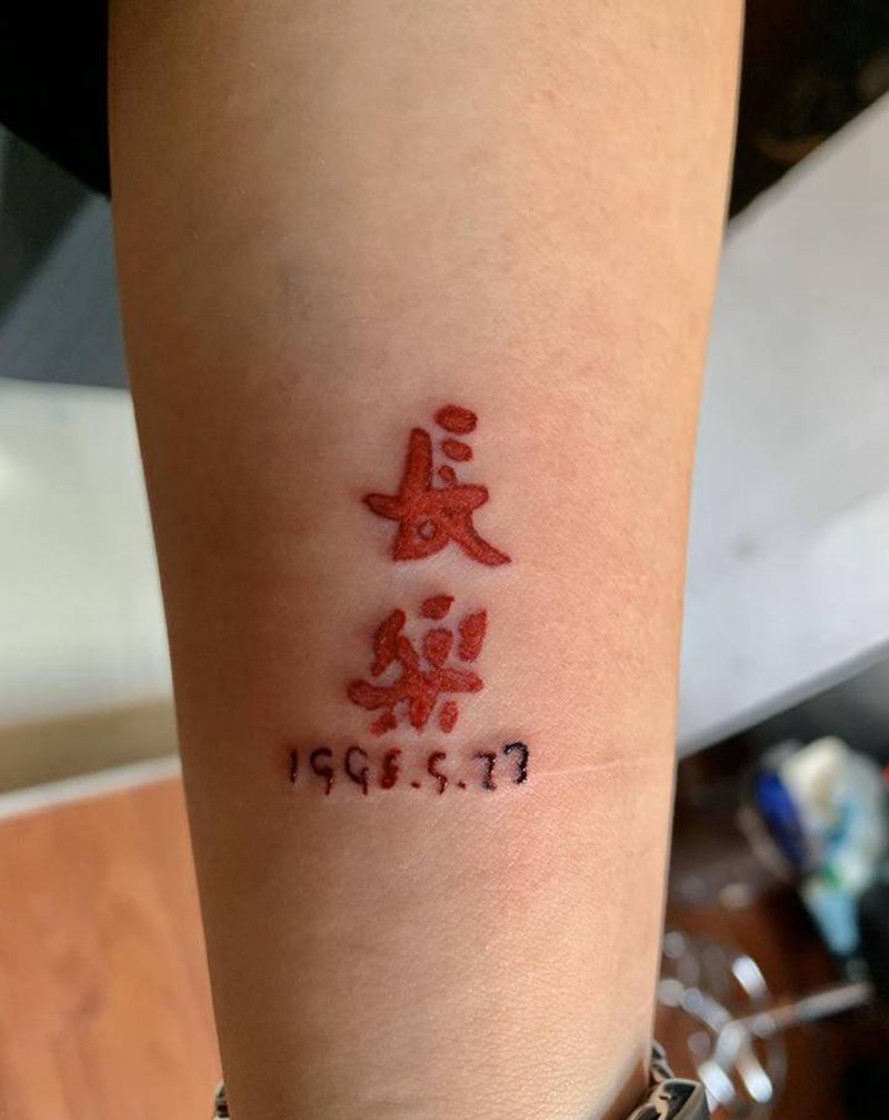 长乐纹身图片_手部纹身图案