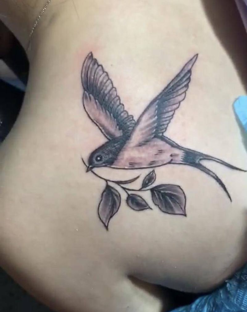 肩部纹身图片_肩部新传统纹身图案