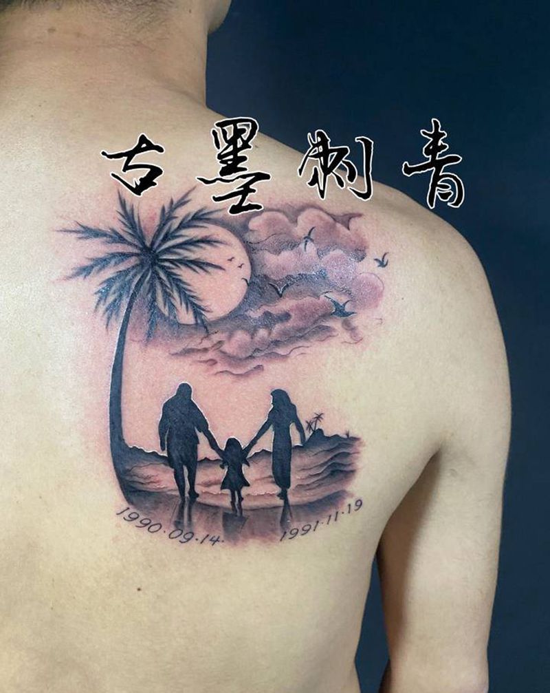 一家三口纹身图片_背部纹身图案
