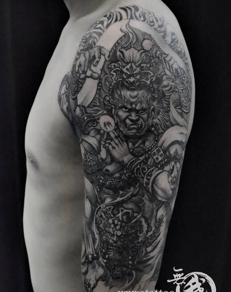 不动明王纹身图片_手臂新传统纹身图案