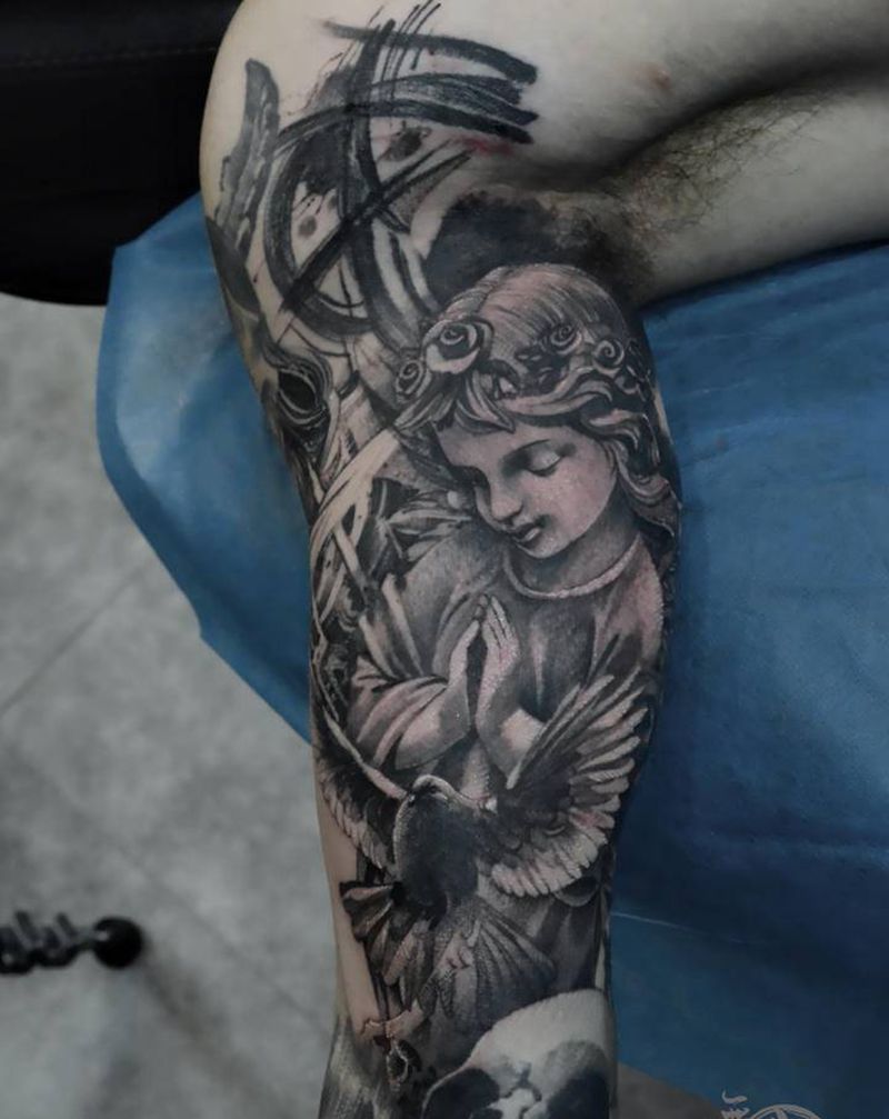 小天使纹身图片_手部欧美写实纹身图案