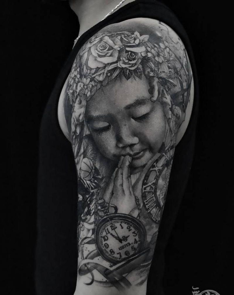 客人的故事纹身图片_手臂欧美写实纹身图案