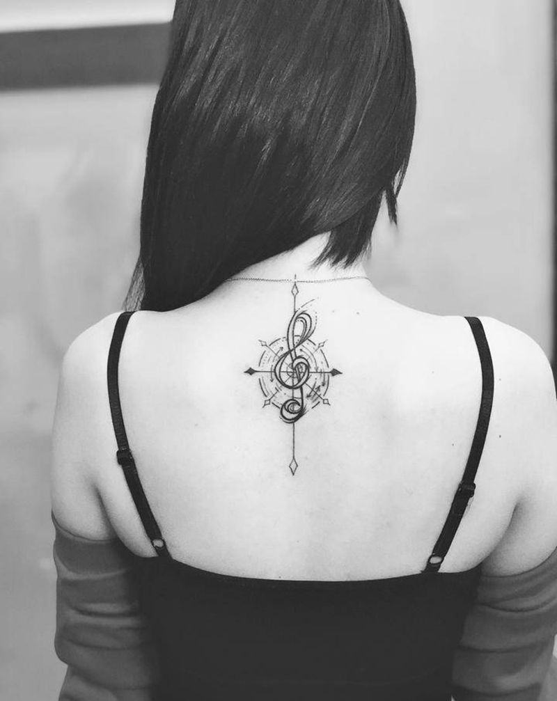 吉首纹身瞳画刺青纹身图片_背部纹身图案