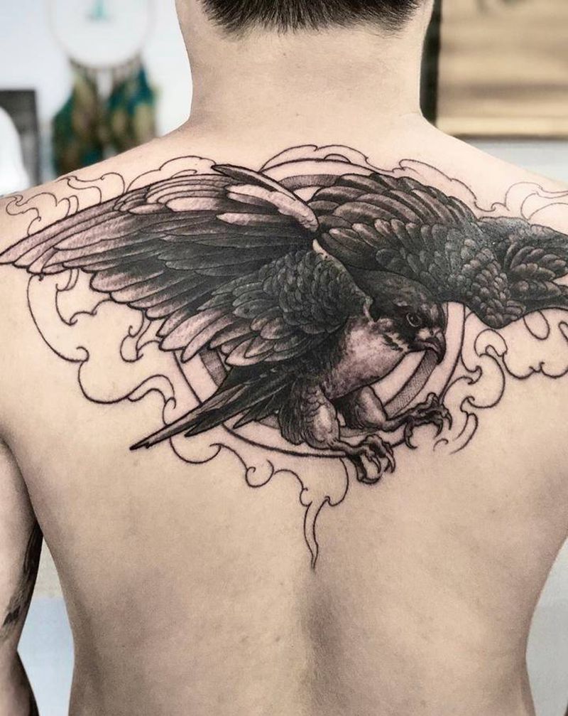 吉首纹身瞳画刺青纹身图片_背部纹身图案