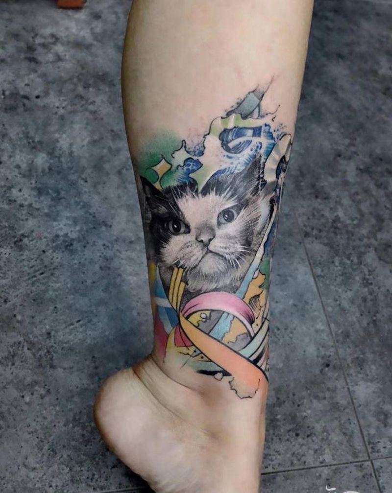 猫咪纹身图片_腿部欧美写实纹身图案