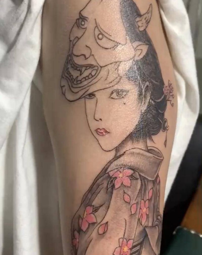 大臂纹身图片_手臂新传统纹身图案