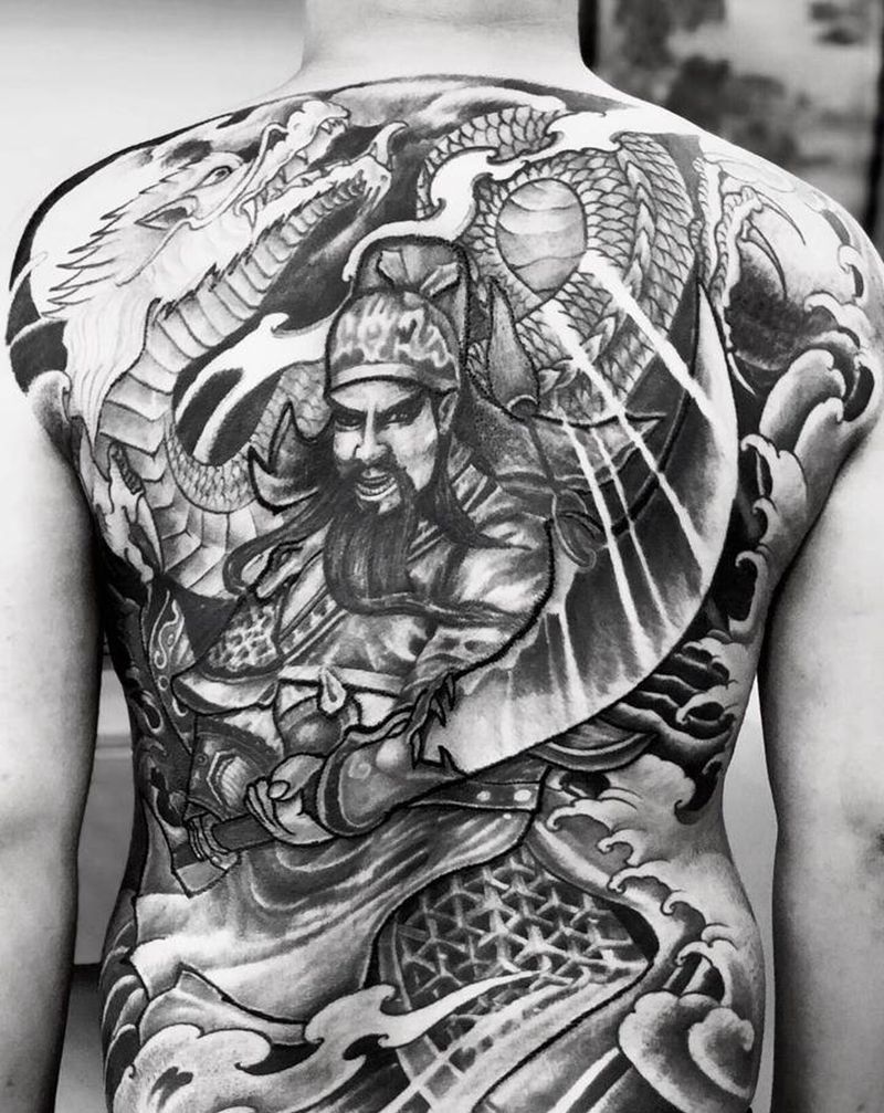 湘西瞳画刺青纹身图片_背部纹身图案