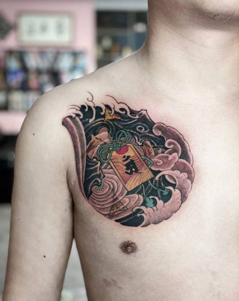 遮盖纹身图片_胸部纹身图案