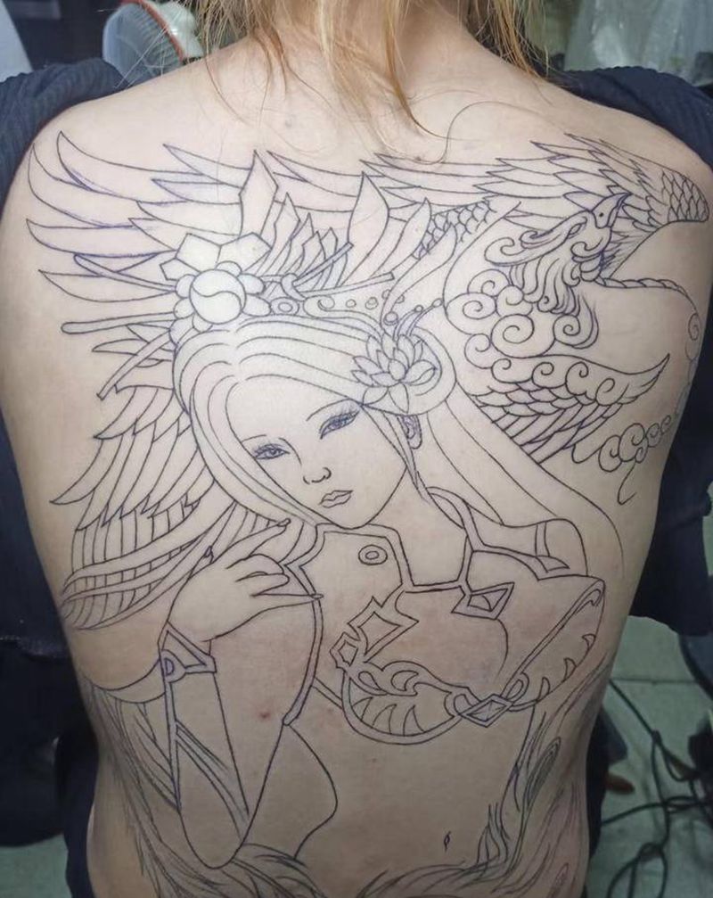 几个满背线纹身图片_背部老传统纹身图案