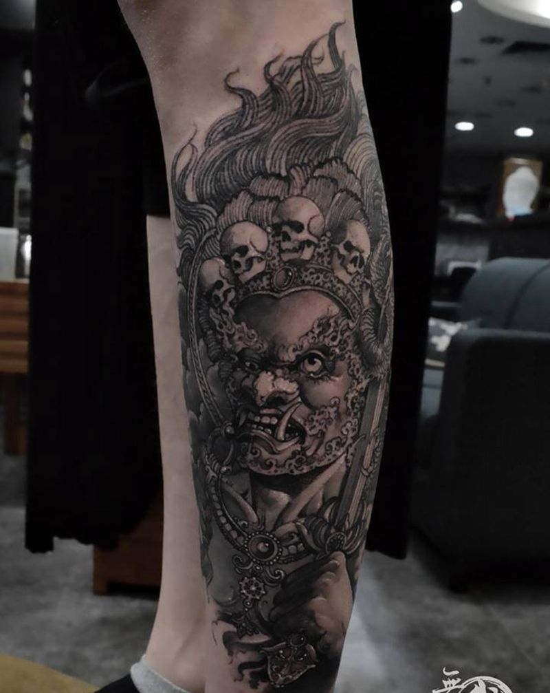 大黑天纹身图片_腿部新传统纹身图案