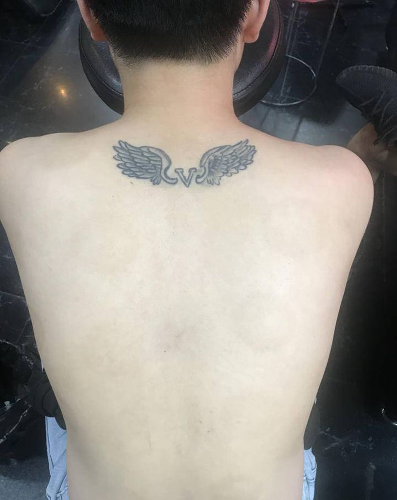 天使纹身图片_背部纹身图案