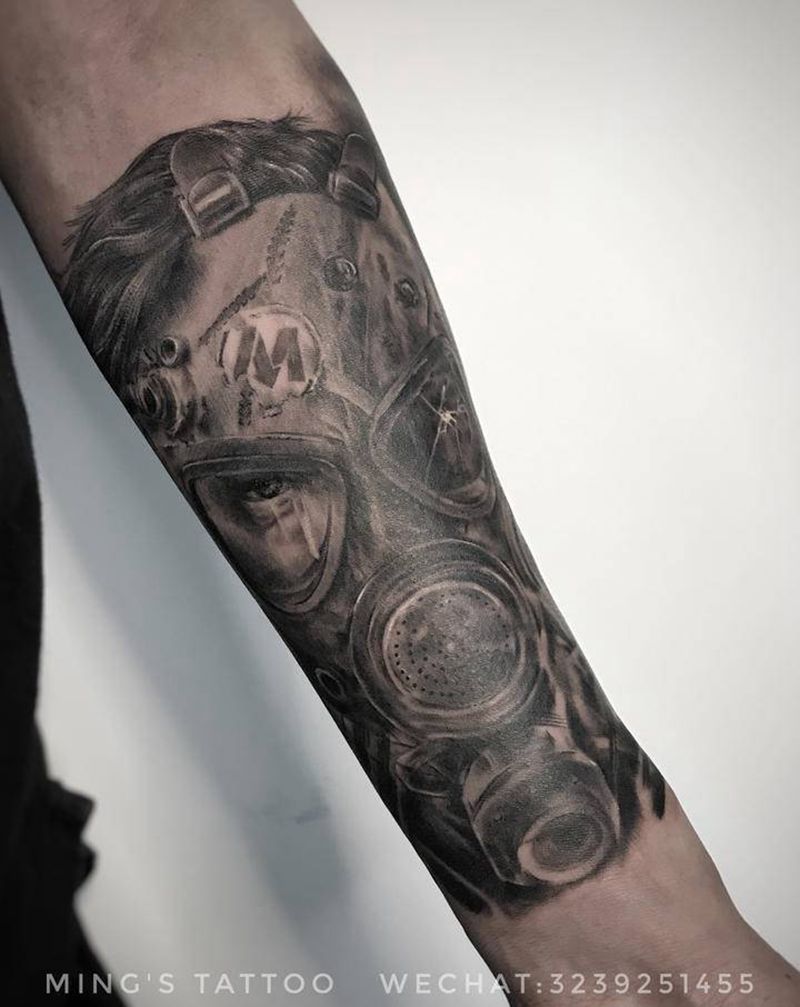 防毒面具纹身图片_手臂欧美写实防毒面具纹身图案