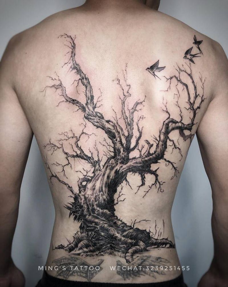 大树纹身图片_背部欧美写实大树纹身图案