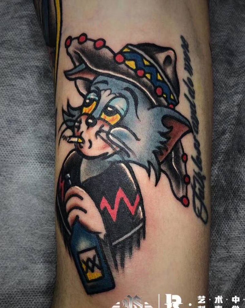 花臂拼接进行中纹身图片_手臂Old School纹身图案