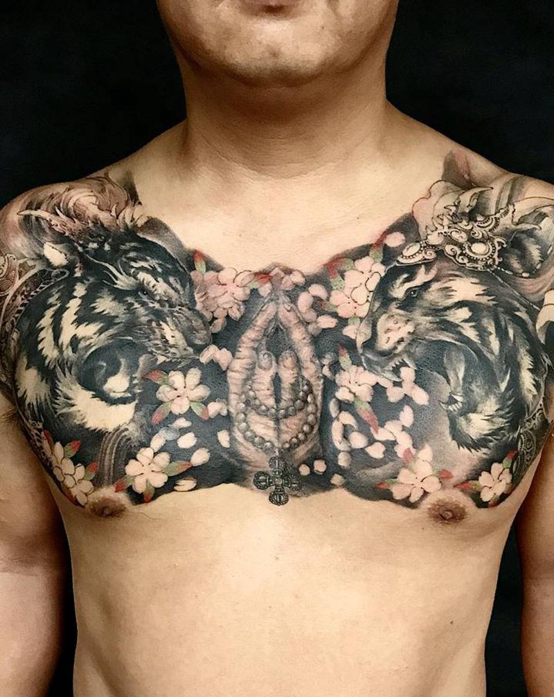 虎纹身图片_胸部新传统老传统纹身图案