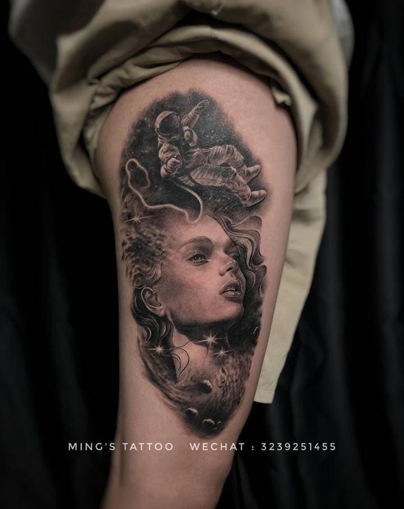 宇航外卖员纹身图片_腿部欧美写实宇航员纹身图案