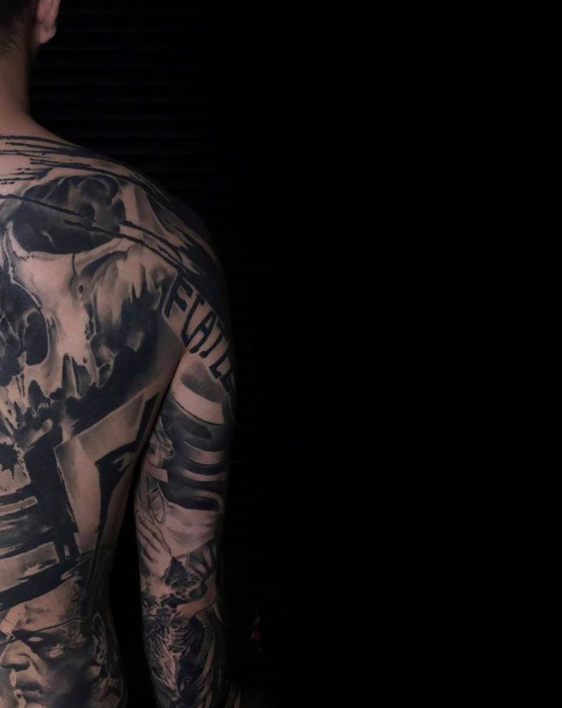 满背➕包臂纹身图片_手部手臂欧美写实水墨纹身图案