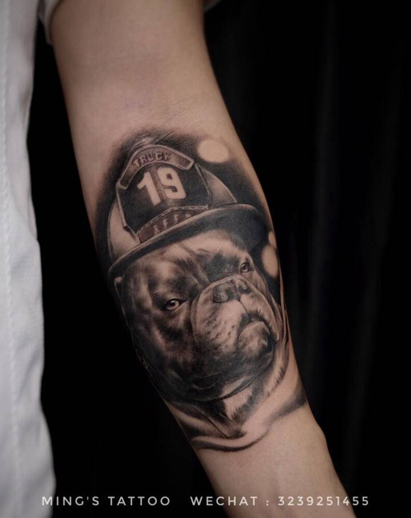 恶霸犬纹身图片_手臂欧美写实恶霸犬纹身图案