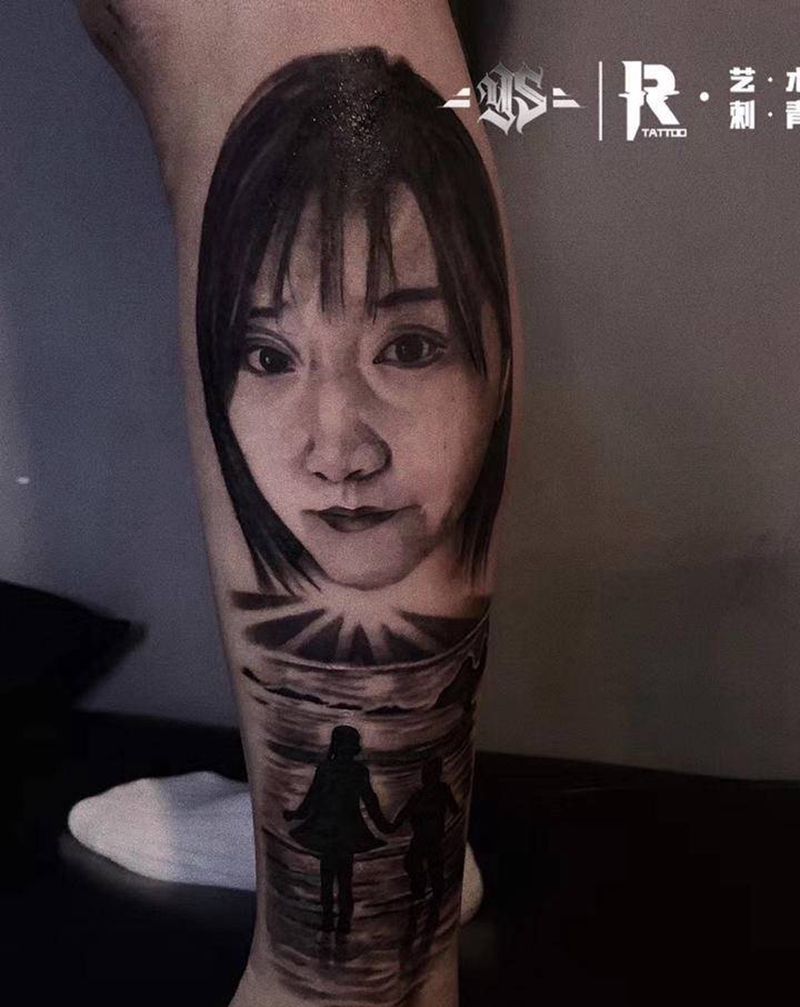 好男儿纹身图片_腿部欧美写实纹身图案