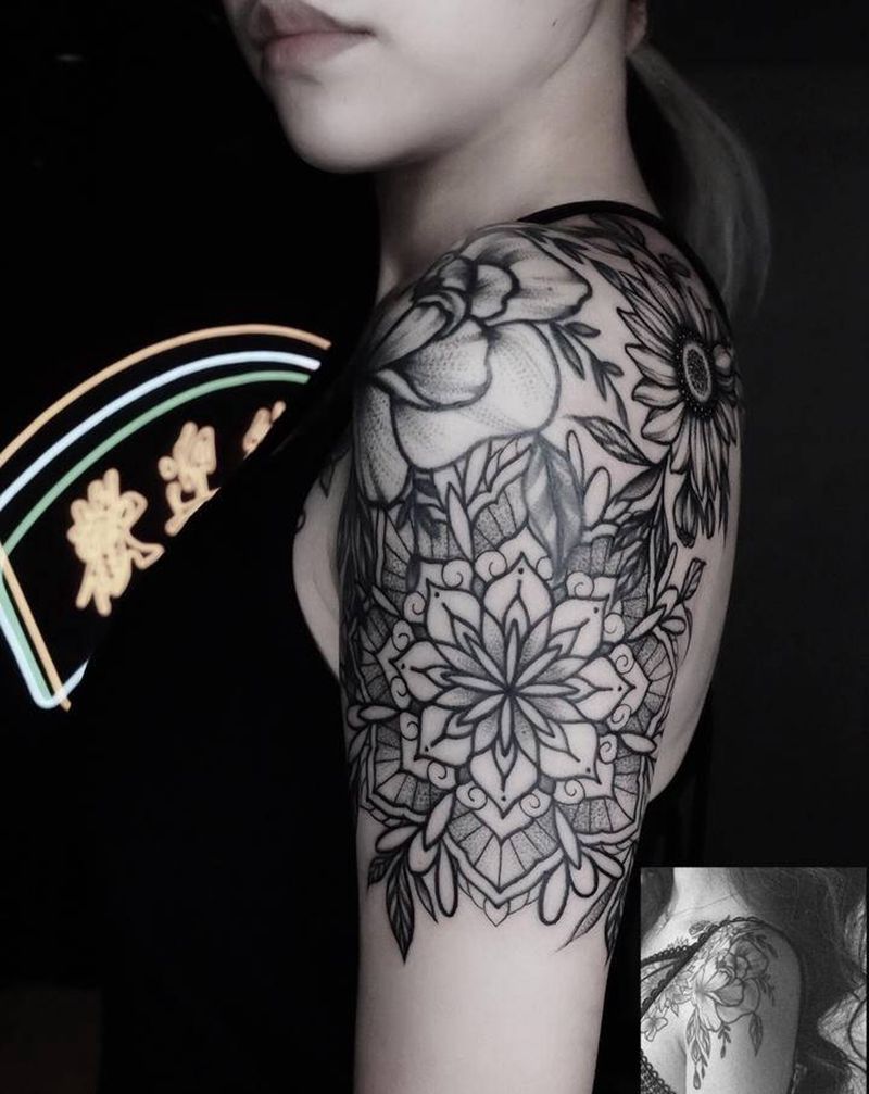 素花·繁花 | 女生纹身纹身图片_肩部手臂几何点刺素花繁花纹身图案