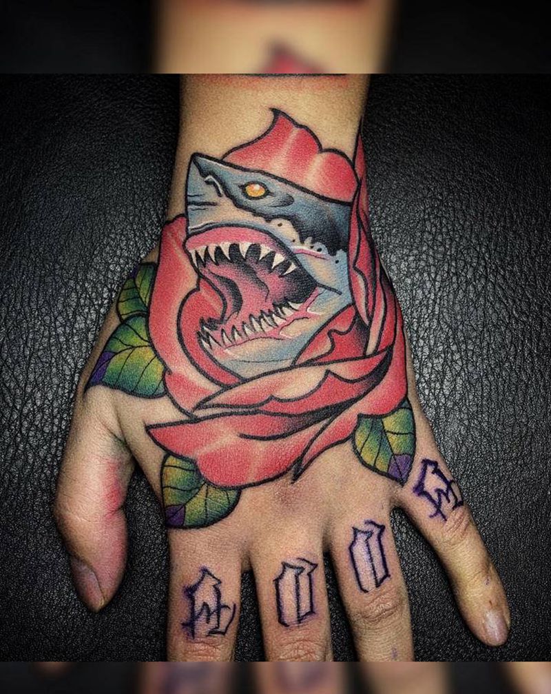 old school手背纹身图片_手部Old School纹身图案