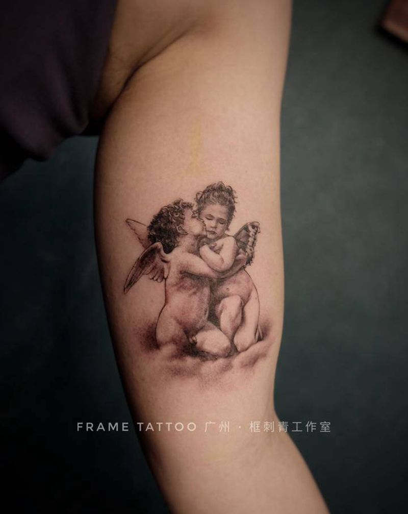 丘比特纹身图片_手臂欧美写实丘比特天使纹身图案