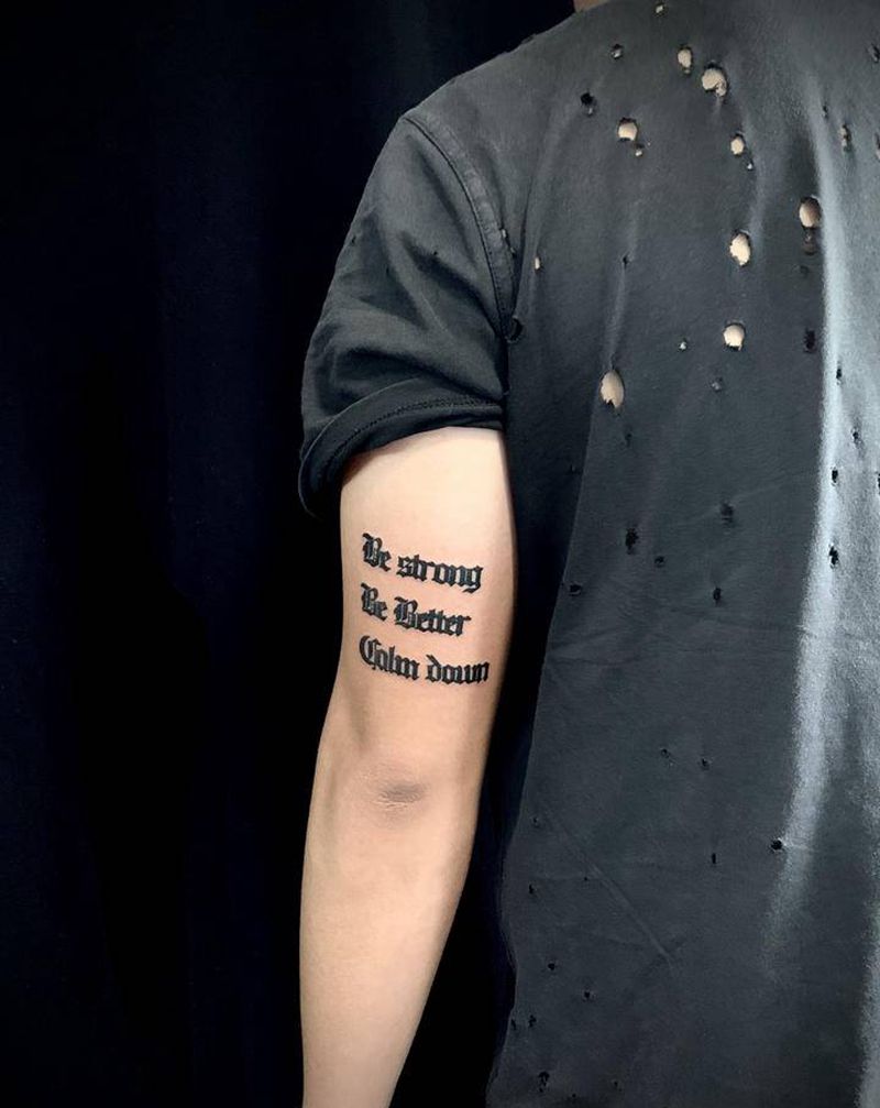 哥特字纹身图片_手臂花体字图腾纹身图案