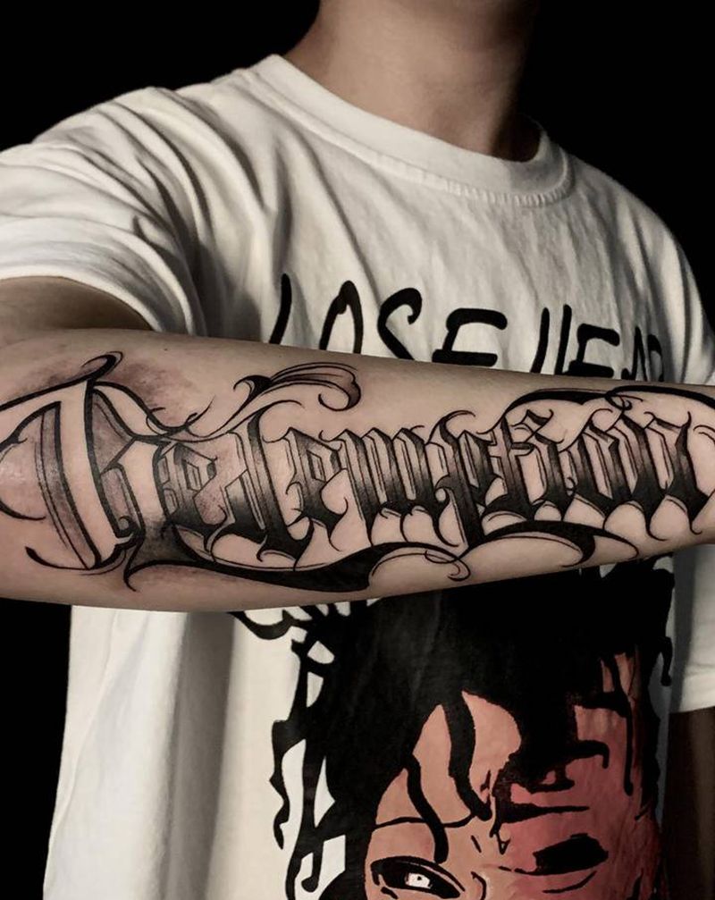 花体 客人自带图纹身图片_手部花体字纹身图案