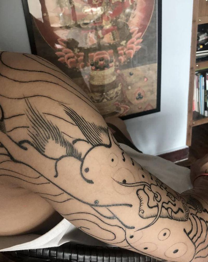 传统花臂纹身图片_手臂手部老传统麒麟纹身图案