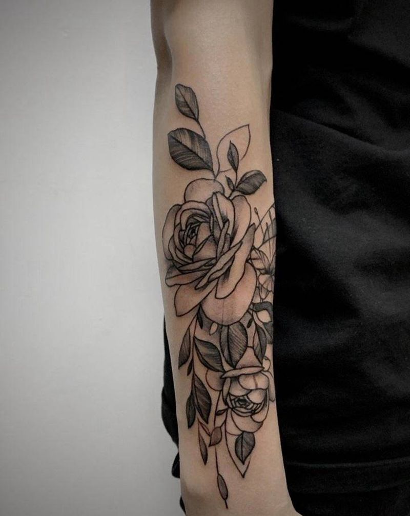 素花纹身图片_手部纹身图案