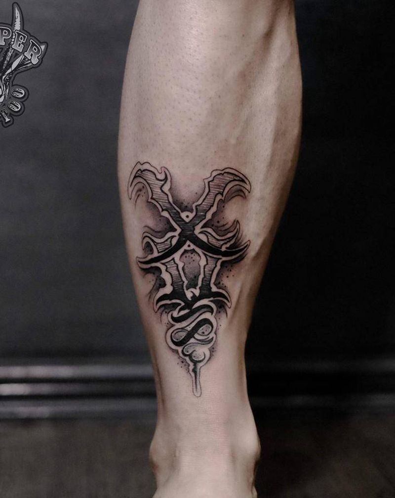 花体字纹身图片_腿部纹身图案