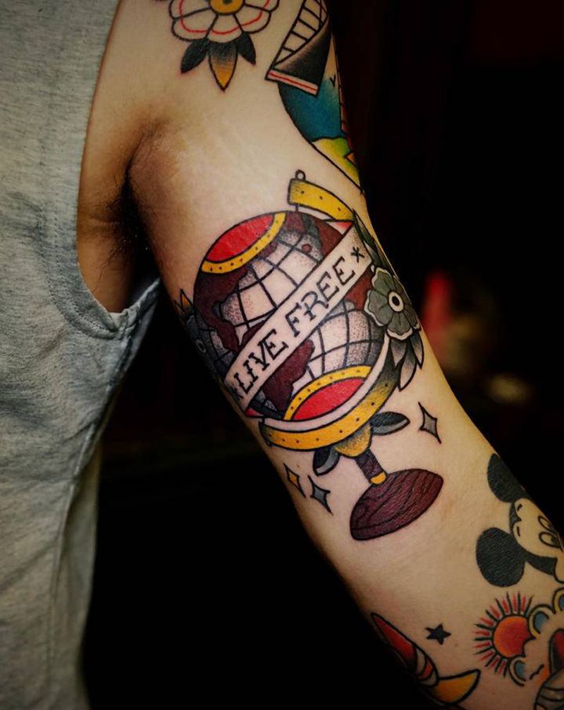 拼接花臂纹身图片_手臂Old School欧美彩色纹身图案