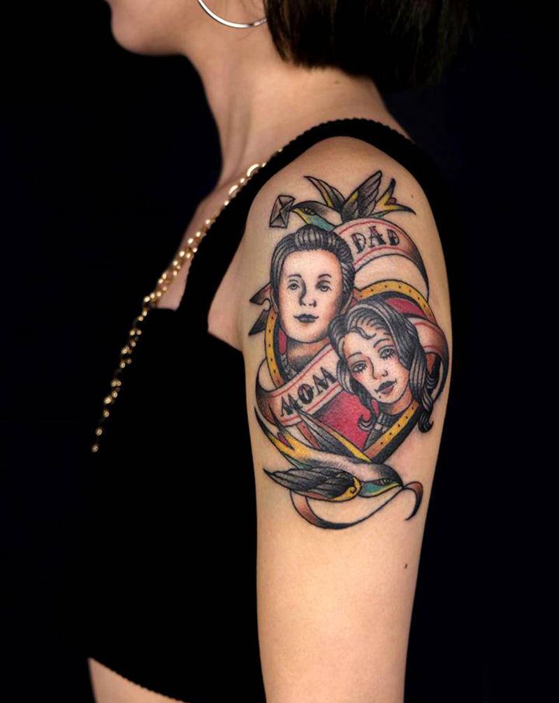 人像-父母纹身图片_手部Old School人像父母纹身图案