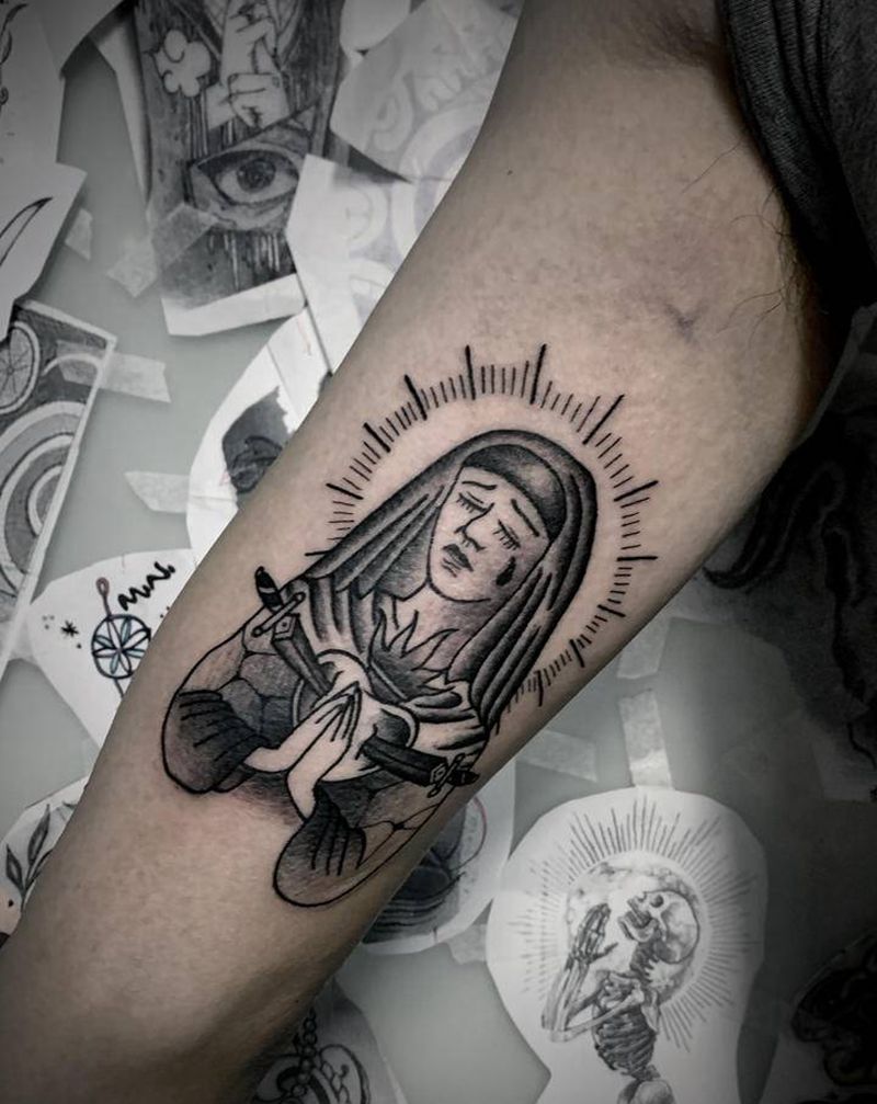 school 圣女 第二次纹身图片_手臂Old School纹身图案