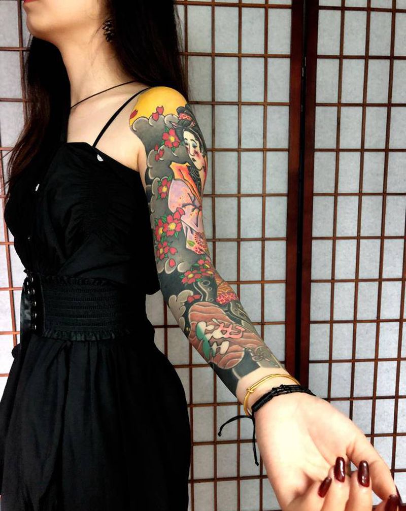 传统花臂纹身图片_手臂手部老传统艺妓纹身图案