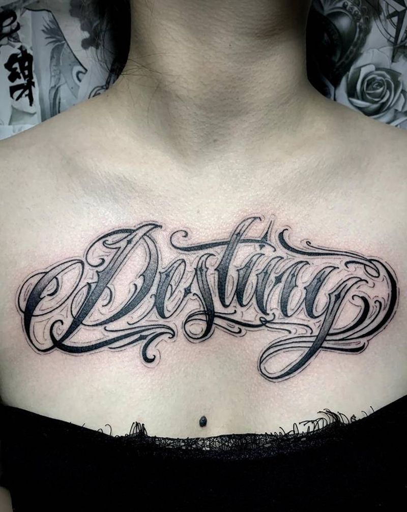 花体纹身图片_胸部花体字纹身图案