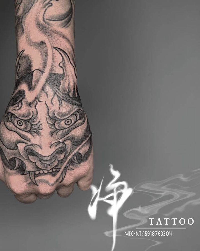 般若纹身图片_手部老传统般若手背纹身图案