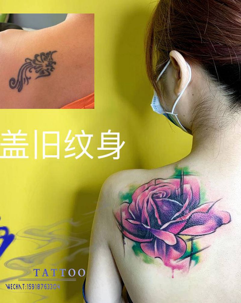 水彩花遮盖图腾纹身图片_背部水彩水墨遮盖玫瑰花纹身图案