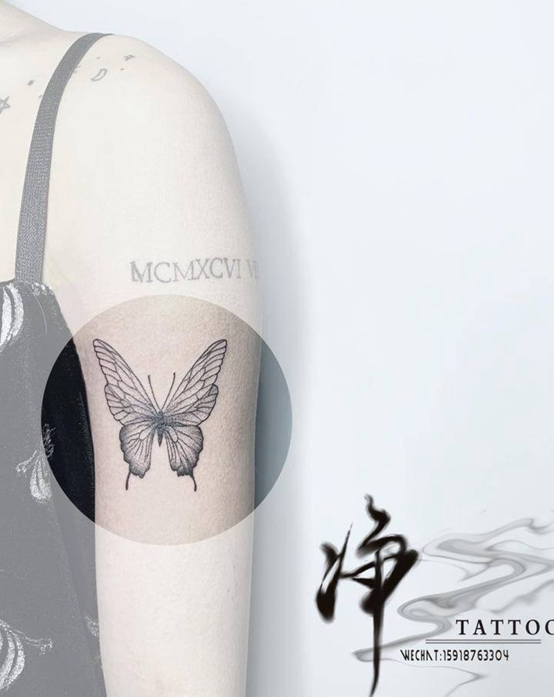 蝴蝶纹身图片_手臂点刺蝴蝶小清新纹身图案