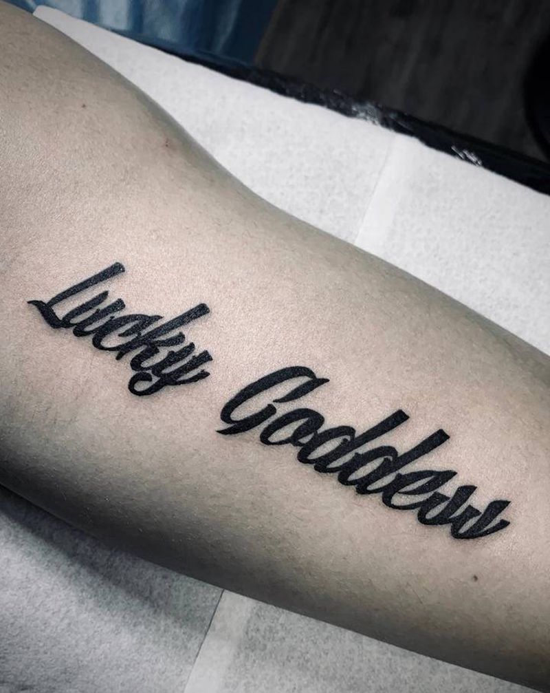 英文  汉字纹身图片_手部花体字纹身图案